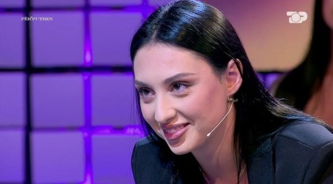 Stelina: “Shqiptarët më ndoqën dhe më sakatuan shtëpinë…