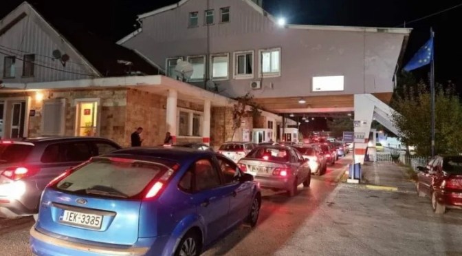 Me 38 mijë $ të fshehura në trup, kapet në Kapshtice 67-vjeçari…