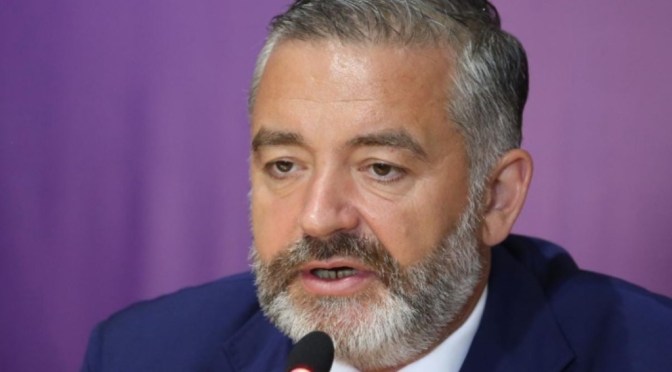 Klosi: “Nuk shoh asnjë arsye pse qeveria të japë dorëheqjen