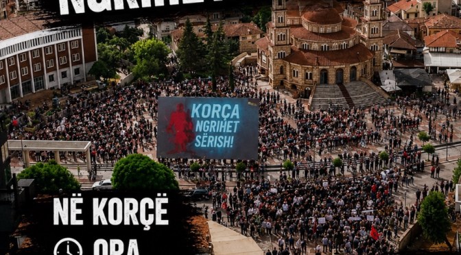 Korça nuk ndalet !Tek ushtari i panjojur qytetarët nuk ndalen, protestohet sërish…