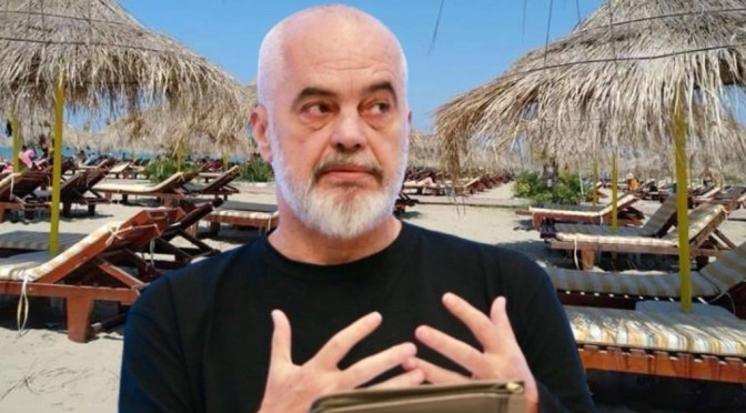 “1000 euro në muaj plus 50 € bakshishe”/ Rama ulet për kafe në Radhimë: “S’kemi paga më të ulëta se Greqia
