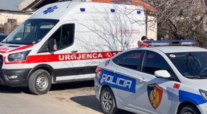 E rëndë në Devoll/ Motra e gjen të vetëvarur 57-vjeçarin në banesë