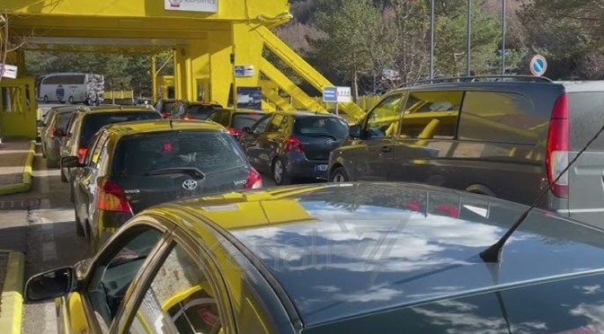 Kujdes! Kapshtica bllokohet për 5 orë të hënën – ja kur nuk lejohet kalimi…