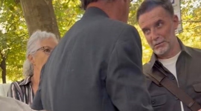 “Jemi në rrugë se…”/ Braçe përplaset me qytetarin tek stenda e referendumit