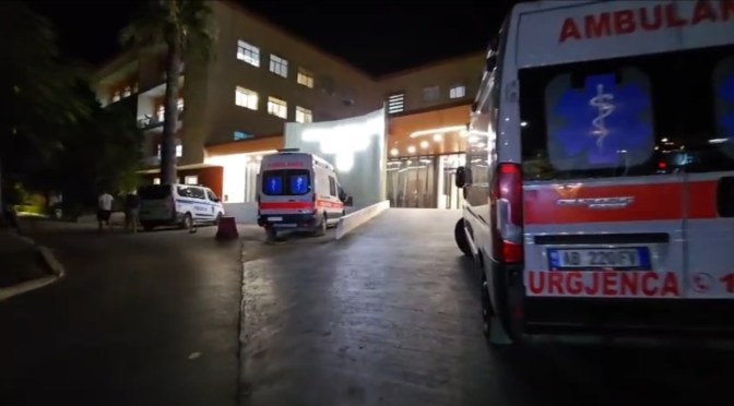 Po rregullonte depozitën e ujit/ 27-vjeçarin e zë korenti, humbet jetën në spital…