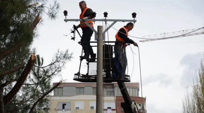 Ost jep njoftimin më datë 2,3,4 dhe 8 Shtator ,Rajoni Elbasan-Qafë Thanë do jetë pa drita…