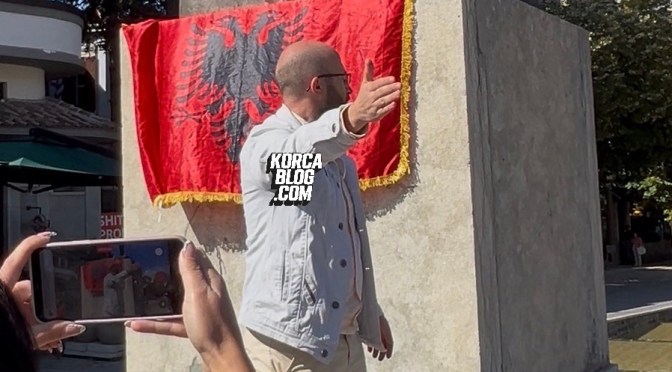 “Janë fëmijët tuaj!”/ Shpërthen avokati korçar ndaj policisë: Lërini të protestojnë!